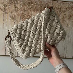Crochet shoulder bag
